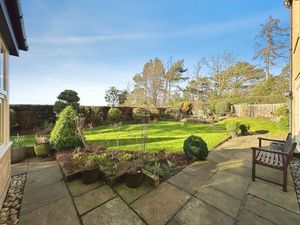 Photo 19- click for photo gallery